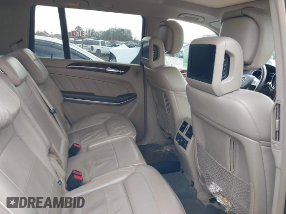 2014 Mercedes-Benz GL-Class GL 550 with VIN 4JGDF7DE2EA313661, listed as a IAAI auction lot 41214931 with 102,469 mi miles. Bid and sale history available at carsss.com. Image 8.