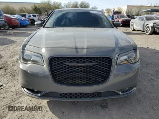 2019 Chrysler 300 with VIN 2C3CCAGG2KH539686, listed as a Copart auction lot 47141305 with 101,607 mi miles and Salvage Title. Bid and sale history available at carsss.com. Image 5.