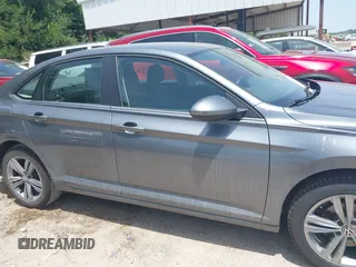 2024 Volkswagen Jetta SE with VIN 3VWEM7BU9RM047828, listed as a IAAI auction lot 42760196 with 21,311 mi miles and . Bid and sale history available at DreamBid. Image 13.