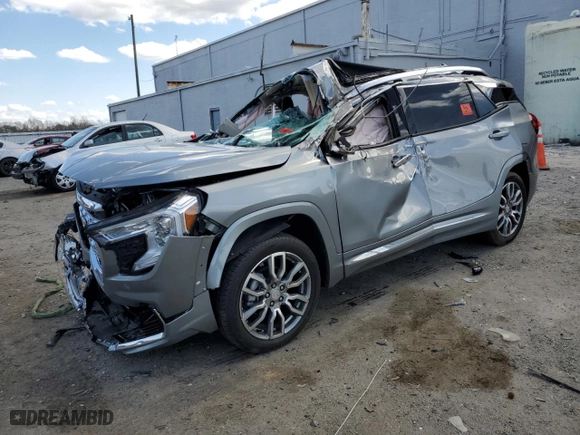 2024 GMC Terrain Denali with VIN 3GKALXEG9RL267975, listed as a Copart auction lot 51266975 with 0 mi miles and Salvage Title. Bid and sale history available at carsss.com. Image 1.