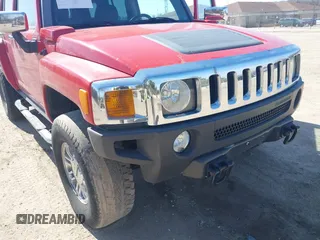 2007 Hummer H3 SUV with VIN 5GTDN13E678142471, listed as a IAAI auction lot 41796333 with 248,289 mi miles and . Bid and sale history available at DreamBid. Image 6.