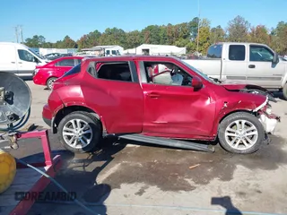 2011 Nissan Juke SL with VIN JN8AF5MV9BT009677, listed as a IAAI auction lot 40600306 with 159,818 mi miles. Bid and sale history available at carsss.com. Image 13.
