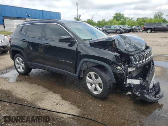 2019 Jeep Compass Latitude z VIN 3C4NJDBB5KT596835, wystawiony jako Copart lot #58706825 z przebiegiem 169 320 mil mil oraz Szkoda całkowita • Salvage title. Historia ofert i sprzedaży dostępna na DreamBid. Obrazek 4.