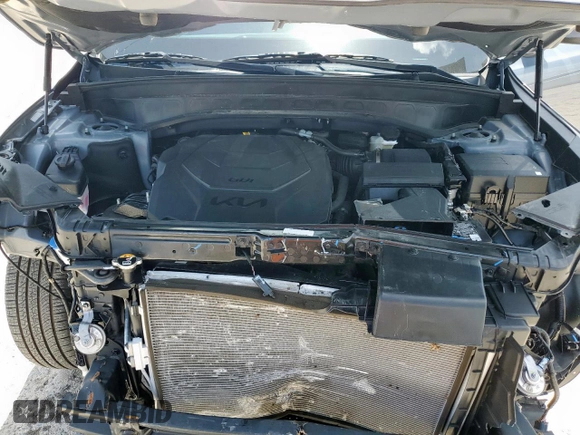2024 Kia Telluride S z VIN 5XYP6DGC2RG543796, wystawiony jako Copart lot #61414285 z przebiegiem 5 339 mil mil oraz Szkoda całkowita • Salvage title. Historia ofert i sprzedaży dostępna na DreamBid. Obrazek 12.