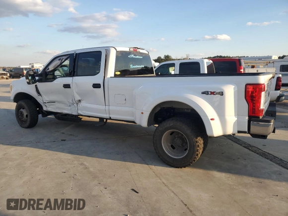 2019 Ford F-350 XL с VIN 1FT8W3DT1KED75263, выставлен на аукционе Copart как лот 82898524 с пробегом 131 107 миль миль и Списание • Salvage title. История ставок и продаж доступна на DreamBid. Изображение 2.