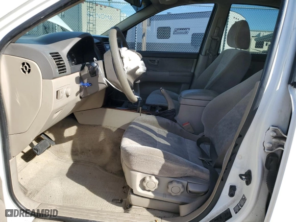 2005 Kia Sorento LX with VIN KNDJC733355365549, listed as a Copart auction lot 45800565 with 218,962 mi miles and Salvage Title. Bid and sale history available at carsss.com. Image 7.