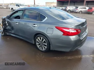 2017 Nissan Altima SR with VIN 1N4AL3AP6HC275154, listed as a IAAI auction lot 42032882 with Not provided miles and . Bid and sale history available at DreamBid. Image 3.