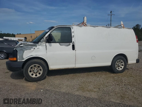 2012 Chevrolet Express Cargo с VIN 1GCSGAFX4C1117139, выставлен на аукционе Copart как лот 55267815 с пробегом 267 783 миль миль и Списание • Salvage title. История ставок и продаж доступна на DreamBid. Изображение 1.