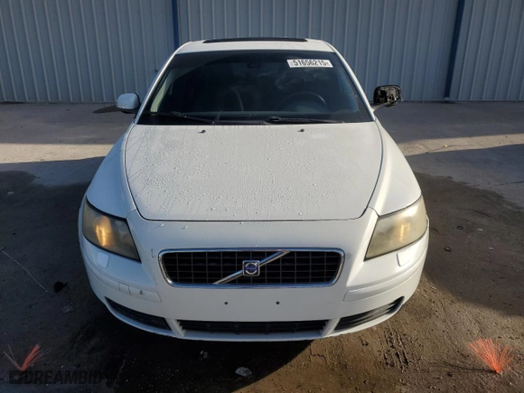 2007 Volvo S40 2.4L with VIN YV1MS382272296800, listed as a Copart auction lot 51656215 with 124,259 mi miles and Salvage Title. Bid and sale history available at carsss.com. Image 5.