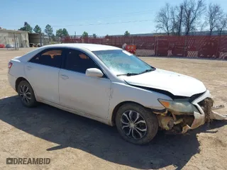 2011 Toyota Camry LE with VIN 4T4BF3EK1BR151994, listed as a IAAI auction lot 41773400 with 1 mi miles. Bid and sale history available at carsss.com. Image 1.