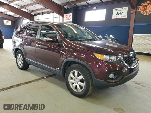 2013 Kia Sorento LX with VIN 5XYKTCA62DG386280, listed as a Copart auction lot 63623555 with 100,417 mi miles and Clean title. Bid and sale history available at DreamBid. Image 4.