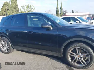 2020 Porsche Cayenne with VIN WP1AA2AY3LDA04136, listed as a IAAI auction lot 41713339 with 24,513 mi miles and . Bid and sale history available at DreamBid. Image 13.