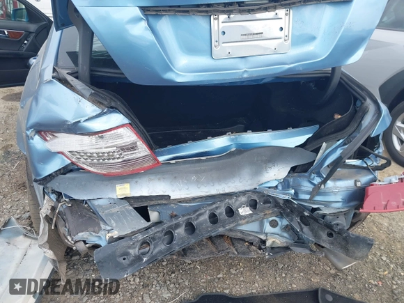 2010 Mercedes-Benz C 300 Sport with VIN WDDGF5EB0AF438140, listed as a IAAI auction lot 42497259 with 185,213 mi miles and . Bid and sale history available at DreamBid. Image 6.