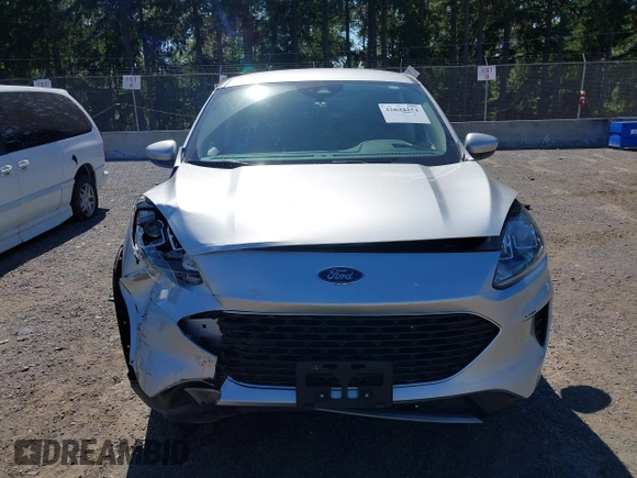 2020 Ford Escape SE with VIN 1FMCU9G67LUB31208, listed as a IAAI auction lot 42632751 with 32,050 mi miles and . Bid and sale history available at DreamBid. Image 6.