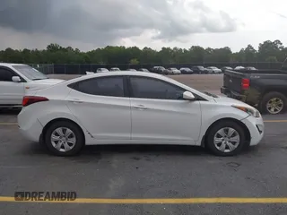 2016 Hyundai Elantra SE z VIN 5NPDH4AE0GH688736, wystawiony jako IAAI lot #42390551 z przebiegiem 225 366 mil mil oraz . Historia ofert i sprzedaży dostępna na DreamBid. Obrazek 13.