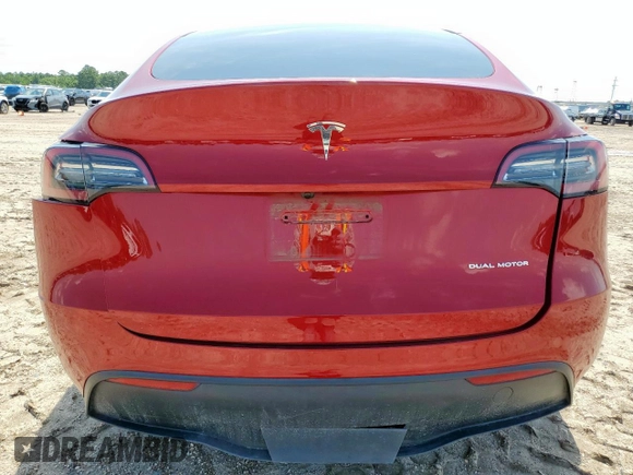 2024 Tesla Model Y Long Range with VIN 7SAYGDEE5RA235910, listed as a Copart auction lot 60988605 with 23,882 mi miles and Salvage title. Bid and sale history available at DreamBid. Image 6.