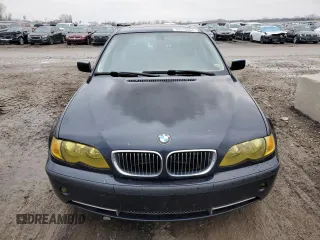 2003 BMW 3 Series 330xi with VIN WBAEW53473PG09534, listed as a Copart auction lot 86310584 with 203,453 mi miles and Clean Title. Bid and sale history available at carsss.com. Image 5.