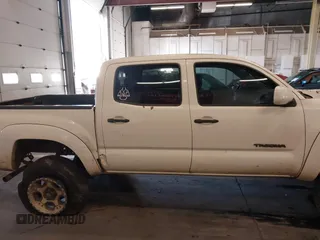 2011 Toyota Tacoma PreRunner with VIN 3TMJU4GN9BM112376, listed as a IAAI auction lot 40884050 with 120,321 mi miles and . Bid and sale history available at DreamBid. Image 14.