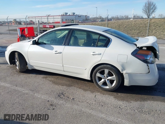 2008 Nissan Altima 3.5 SE with VIN 1N4BL21E38C162565, listed as a IAAI auction lot 41722199 with 205,992 mi miles. Bid and sale history available at carsss.com. Image 14.