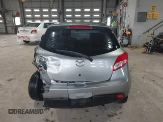 2012 Mazda 2 Touring with VIN JM1DE1LY8C0140439, listed as a IAAI auction lot 41866835 with 122,512 mi miles. Bid and sale history available at carsss.com. Image 16.