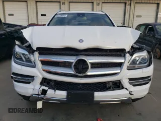 2015 Mercedes-Benz GL-Class GL 350 BlueTEC with VIN 4JGDF2EEXFA514050, listed as a Copart auction lot 69373613 with 63,758 mi miles. Bid and sale history available at carsss.com. Image 5.