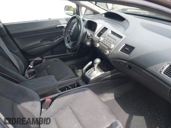 2010 Honda Civic LX-S z VIN 2HGFA1F60AH544781, wystawiony jako IAAI lot #42303801 z przebiegiem 168 544 mil mil oraz . Historia ofert i sprzedaży dostępna na DreamBid. Obrazek 5.