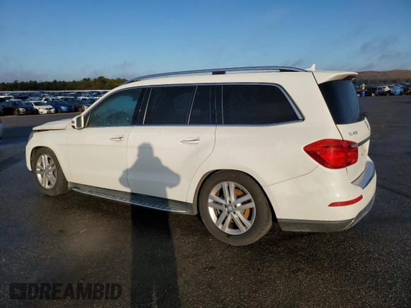 2015 Mercedes-Benz GL-Class GL 450 with VIN 4JGDF6EE6FA498937, listed as a Copart auction lot 37805493 with 97,860 mi miles. Bid and sale history available at carsss.com. Image 2.