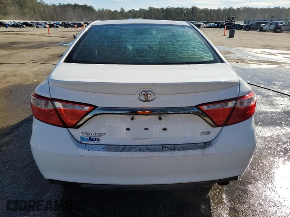 2015 Toyota Camry XLE with VIN 4T1BF1FK6FU112580, listed as a Copart auction lot 41678295 with 45,112 mi miles and Salvage Title. Bid and sale history available at carsss.com. Image 6.