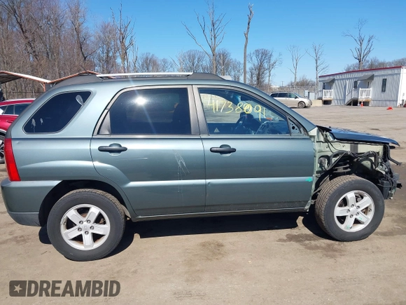 2009 Kia Sportage LX with VIN KNDJF723897635507, listed as a IAAI auction lot 41738092 with 159,850 mi miles. Bid and sale history available at carsss.com. Image 14.