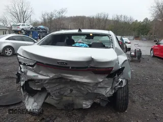 2021 Kia Forte LXS z VIN 3KPF24AD5ME284641, wystawiony jako IAAI lot #41946726 z przebiegiem 84 684 mil mil oraz . Historia ofert i sprzedaży dostępna na DreamBid. Obrazek 17.