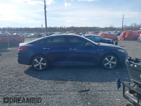 2020 Kia Optima LX with VIN 5XXGT4L37LG403219, listed as a IAAI auction lot 41689168 with 73,785 mi miles. Bid and sale history available at carsss.com. Image 13.