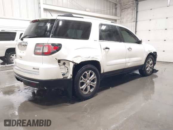 2015 GMC Acadia SLT with VIN 1GKKVRKD5FJ231045, listed as a IAAI auction lot 41301311 with 170,691 mi miles. Bid and sale history available at carsss.com. Image 4.
