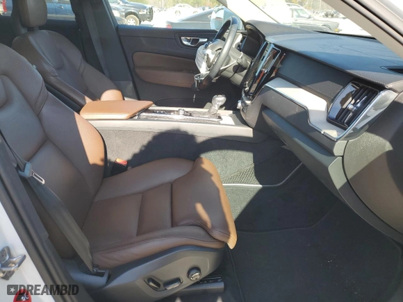 2018 Volvo XC60 Inscription with VIN YV4A22RL5J1028103, listed as a Copart auction lot 66329822 with 59,513 mi miles. Bid and sale history available at carsss.com. Image 5.