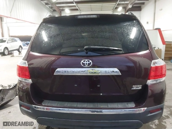 2013 Toyota Highlander Limited with VIN 5TDDK3EH1DS191331, listed as a IAAI auction lot 41059631 with 113,703 mi miles. Bid and sale history available at carsss.com. Image 17.