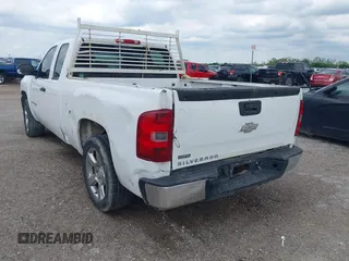 2007 Chevrolet Silverado 1500 LT w/1LT with VIN 1GCEC19077Z540649, listed as a IAAI auction lot 42037356 with 226,277 mi miles. Bid and sale history available at carsss.com. Image 3.