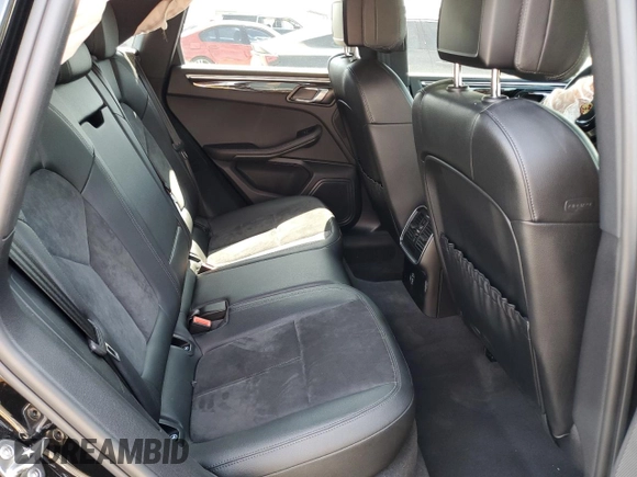 2021 Porsche Macan with VIN WP1AA2A53MLB08283, listed as a Copart auction lot 54200395 with 32,146 mi miles and Salvage title. Bid and sale history available at DreamBid. Image 11.