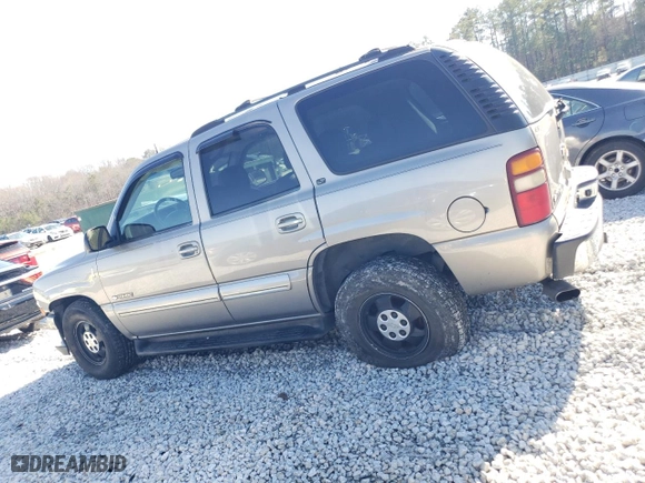 2003 Chevrolet Tahoe LT with VIN 1GNEC13Z73R131088, listed as a Copart auction lot 42475545 with 308,576 mi miles and Non Repairable. Bid and sale history available at carsss.com. Image 2.