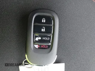 2025 Honda Civic Si z VIN 2HGFE1E53SH475731, wystawiony jako IAAI lot #42168783 z przebiegiem 1 757 mil mil oraz . Historia ofert i sprzedaży dostępna na DreamBid. Obrazek 11.