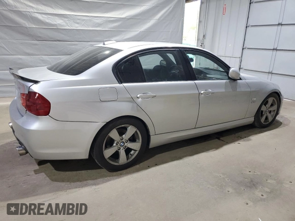 2010 BMW 3 Series 328i xDrive с VIN WBAPK5C53AA646963, выставлен на аукционе Copart как лот 57481095 с пробегом 197 165 миль миль и Списание • Salvage title. История ставок и продаж доступна на DreamBid. Изображение 3.