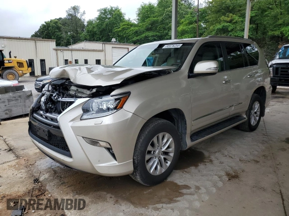 2016 Lexus GX 460 z VIN JTJBM7FX4G5134014, wystawiony jako Copart lot #55976255 z przebiegiem 127 691 mil mil oraz Szkoda całkowita • Salvage title. Historia ofert i sprzedaży dostępna na DreamBid. Obrazek 1.
