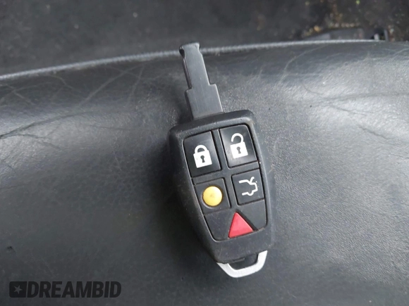 2006 Volvo S40 2.5L Turbo с VIN YV1MH682262173349, выставлен на аукционе IAAI как лот 41471743 с пробегом 169 808 миль миль и . История ставок и продаж доступна на DreamBid. Изображение 11.
