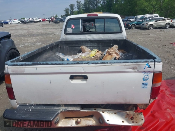 1995 Toyota Tacoma with VIN 4TAUN53B2SZ019575, listed as a IAAI auction lot 42100951 with 270,058 mi miles and . Bid and sale history available at DreamBid. Image 16.