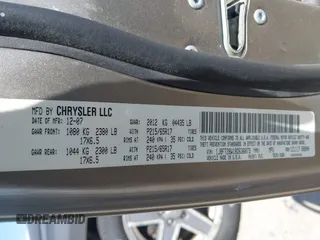 2008 Jeep Patriot Sport with VIN 1J8FT28W18D636073, listed as a IAAI auction lot 42030817 with 103,122 mi miles. Bid and sale history available at carsss.com. Image 9.