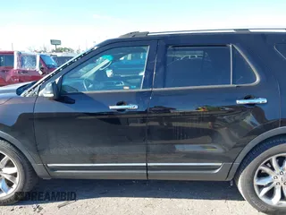 2014 Ford Explorer XLT with VIN 1FM5K7D80EGB36115, listed as a IAAI auction lot 41676275 with 124,134 mi miles. Bid and sale history available at carsss.com. Image 14.