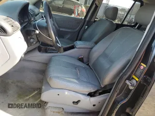 2002 Mercedes-Benz M 320/430/500 z VIN 4JGAB54EX2A324132, wystawiony jako Copart lot #48640075 z przebiegiem Nie podano mil oraz Nie do naprawy • Non repairable. Historia ofert i sprzedaży dostępna na DreamBid. Obrazek 7.
