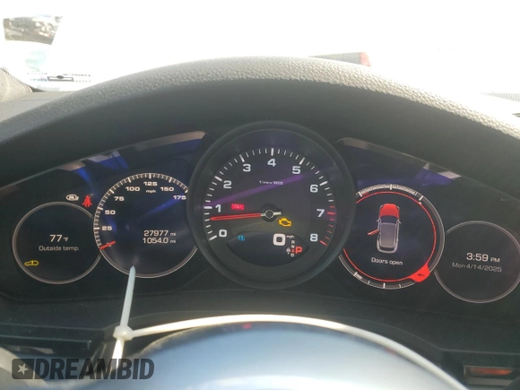 2021 Porsche Cayenne with VIN WP1AA2AYXMDA00148, listed as a Copart auction lot 52647565 with 27,977 mi miles and Salvage title. Bid and sale history available at DreamBid. Image 9.
