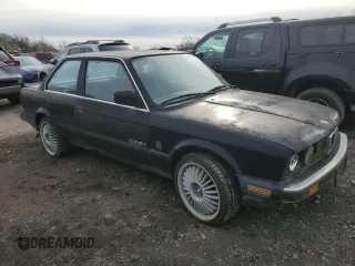 1988 BMW 3 Series z VIN WBAAB6400J8228236, wystawiony jako Copart lot #82770724 z przebiegiem 194 712 mil mil oraz Czysty tytuł • Clean title. Historia ofert i sprzedaży dostępna na DreamBid. Obrazek 4.