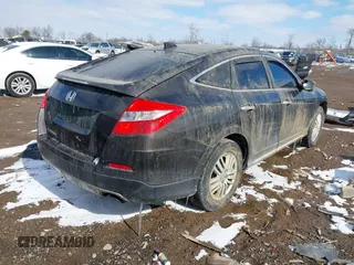 2013 Honda Crosstour EX-L z VIN 5J6TF3H54DL004337, wystawiony jako IAAI lot #41619503 z przebiegiem 90 660 mil mil oraz . Historia ofert i sprzedaży dostępna na DreamBid. Obrazek 4.