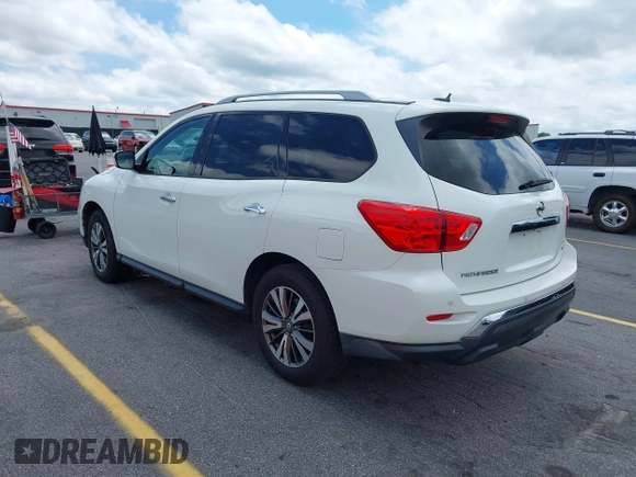 2017 Nissan Pathfinder S with VIN 5N1DR2MNXHC688880, listed as a IAAI auction lot 42362783 with 149,514 mi miles and . Bid and sale history available at DreamBid. Image 3.