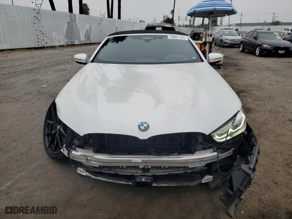 2019 BMW 8 Series M850i xDrive with VIN WBAFY4C57KBX38867, listed as a Copart auction lot 76091124 with 25,850 mi miles and Salvage Title. Bid and sale history available at carsss.com. Image 5.